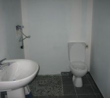 Salle de bain du bas