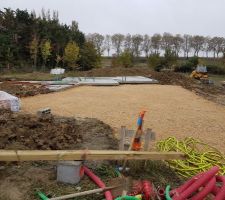 Plateforme d'environ 180m² pour travailler au "propre"
