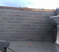 Coffrage des compobaies et coulage du chaînage ceinturage.