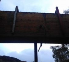 Coffrage des compobaies et coulage du chaînage ceinturage.