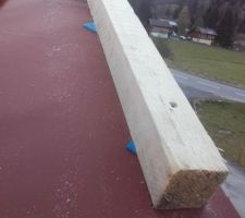 Lamboude 6x6, vissées avec vis 6x140, sur petits coussins d'étanchéité