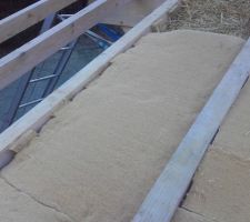La laine de bois Flex 40 en 80mm, entre chevrons