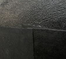 Détails de la manière dont l'étanchéité est posée