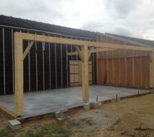 Dalle pr&eacute;au coul&eacute;e