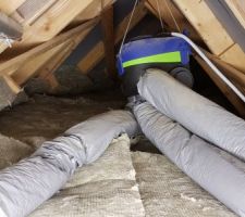 Vue du grenier pour l?acc&egrave;s a la vmc