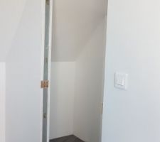 Pose bloc porte chambre 5 ( creation de support pour fixé le cadre )