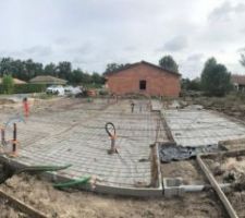 Film sous-dalle polyethyl&egrave;ne, treillis et coffrage trottoirs et terrasse suspendue