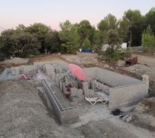 Elevation des blocs a bancher