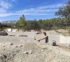 Elevation des blocs a bancher