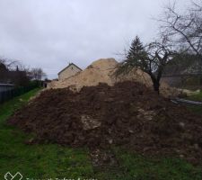 Second tas, terre vegetale