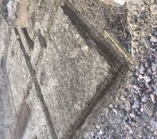 Fondations creus&eacute;es