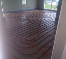 Plancher chauffant en cours