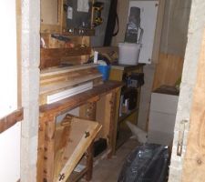 Cave (pardon) ATELIER (!) en cours de remplissage