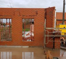 Vu intérieur sur les 2 fenêtres en façade