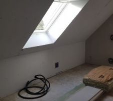 La chambre de L.
