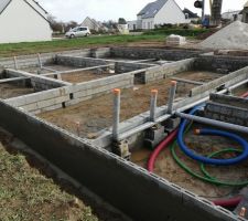 Vide sanitaire, 3 rangs de parpaings