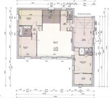 Plans intérieurs de la maison. Quelques modifications à faire notamment le mur entre l'entrée et la cuisine qui doit être réduit, les lavabos de la salle de bain à déplacer, ...