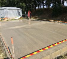 Bon là le projet sort la tête de l'eau , on a fait du concret , on laisse sécher un bon mois !!