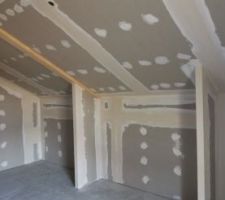 Bande &agrave; joint placo
Vu sur la chambre M enfant