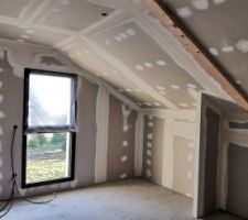 Bande &agrave; joint placo
Vu sur la chambre T enfant