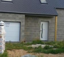 Hors d?eau et hors d?air enduit de fa&ccedil;ade est l&agrave;