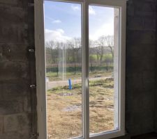 Pose des menuiseries (salon), Avec piscine intérieur ;)