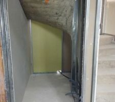 Rangement sous l escalier, rdc
