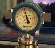 Test &agrave; la bombe carbure de l'humidit&eacute; de la chape anhydrite