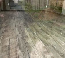 Surprise pose carrelage commencée avant Lola date prévue