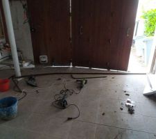 Barres alu retenant panneaux isolant