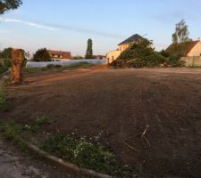 Terrain presque nu