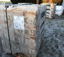 Elles sont arrivées (5 Mois en avance !), Briques moulées mains Vieux Rieme
