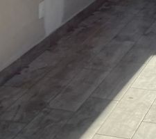 Avancée carrelage les plinthes sont mises