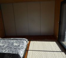 Suite parentale 16 m2 vue dressing 2.6 m2