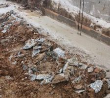 Fondation coul&eacute;e sur un terrain 
humide.