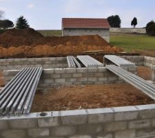 Livraison des poutrelles de dalle