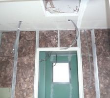Le dressing de la suite parentale, et la salle de bain !
