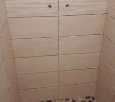 Dernière ligne droite...parquet faience cuisine escalier peinture...