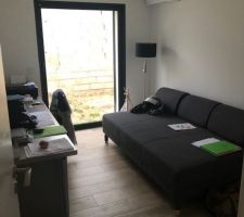 3ème chambre-bureau
avec canapé lit Ikéa
clim Mitsubichi installée par "Vitale climat"
