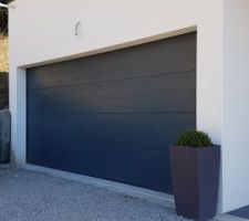 La porte du garage