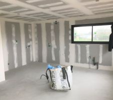 Pr&ecirc;te &agrave; peindre : cuisine