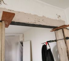 Ouverture : 
Béton coulé, pose du HEA, bourrage au MAP