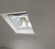 Peinture et début du parquet à l?étage