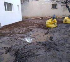 Fin de la journée après étalage des terres arrière