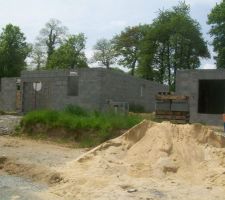 Murs terminés, bientôt construction des pignons