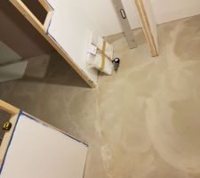Ragreage de l'entree et du bureau