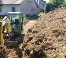 Premier coup de pelle, mur de sout&egrave;nement