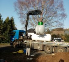 Livraison et installation de la cuve de gaz