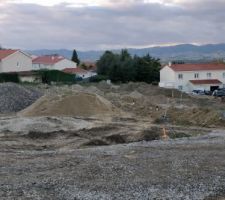 Terrain
Le gros ?uvre commence