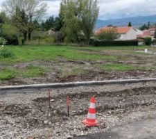 Terrain
Le futur chemin pi&eacute;ton